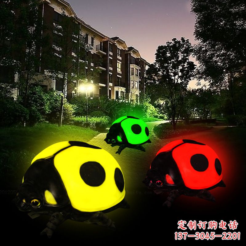 湖州玻璃钢发光七星瓢虫雕塑璀璨夺目的夜景