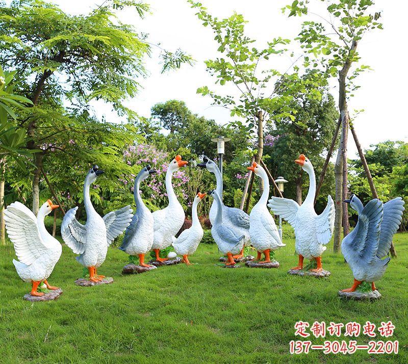 湖州玻璃钢雕刻的精美鹅