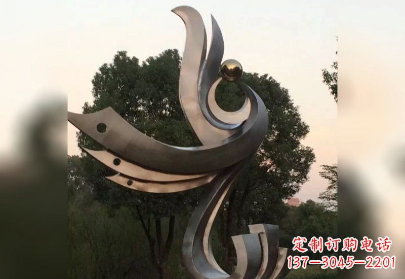 湖州不锈钢凤凰雕塑象征着活力与美丽