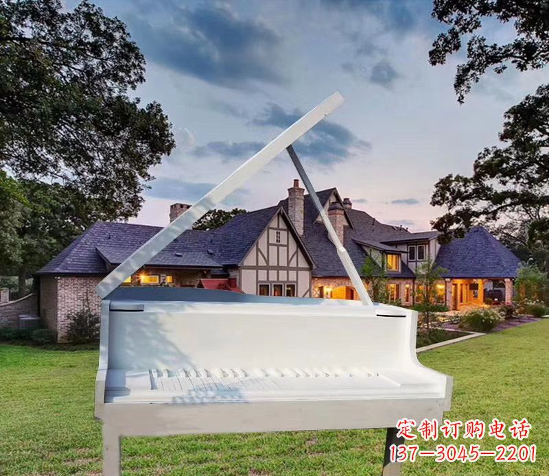湖州钢琴雕塑——点缀广场景观