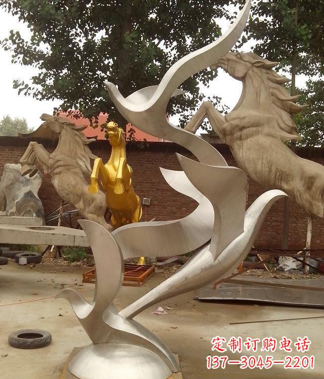 湖州精美不锈钢鸽子雕塑