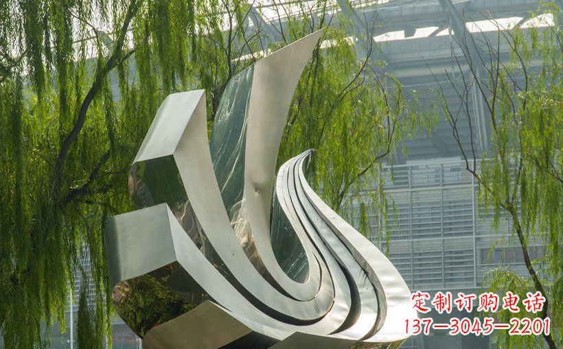 湖州不锈钢鸽子景观雕塑