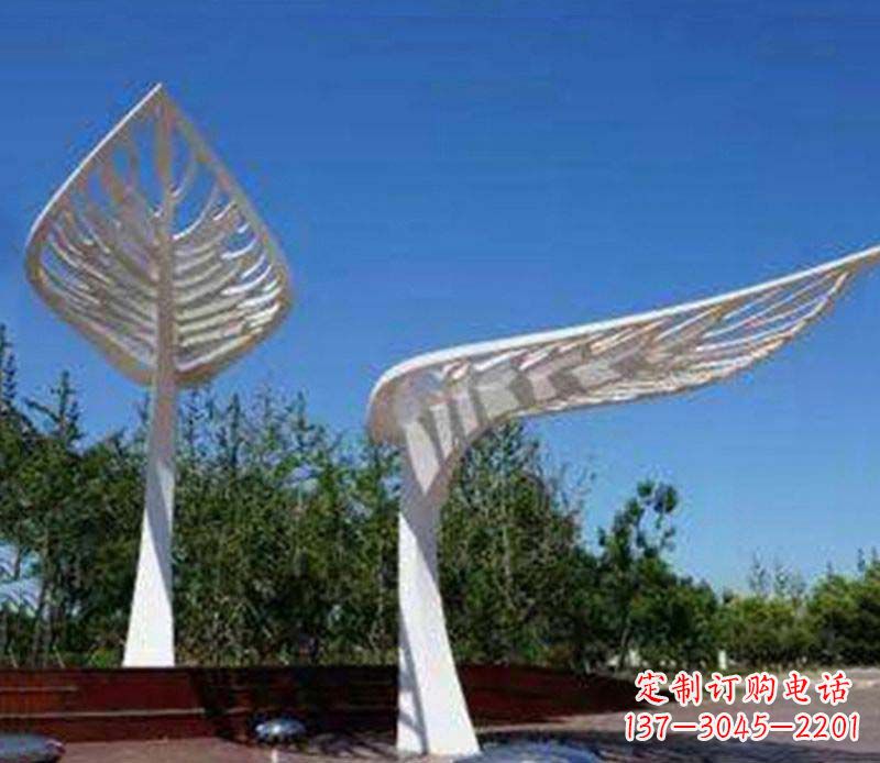 湖州精美不锈钢树叶雕塑
