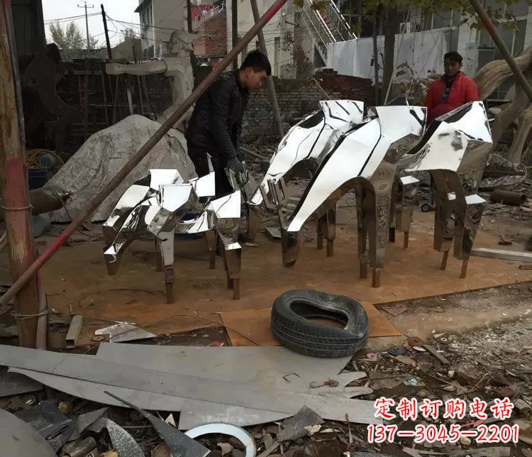 湖州不锈钢动物雕塑精美外形,经久耐用