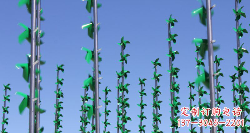 湖州螺旋风车给广场景观带来的旋转欢乐