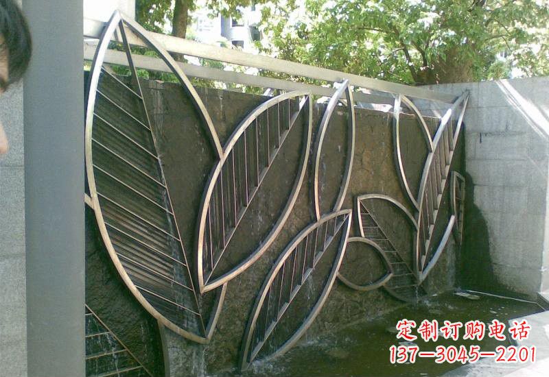 湖州不锈钢树叶雕塑——艺术与科技的完美结合