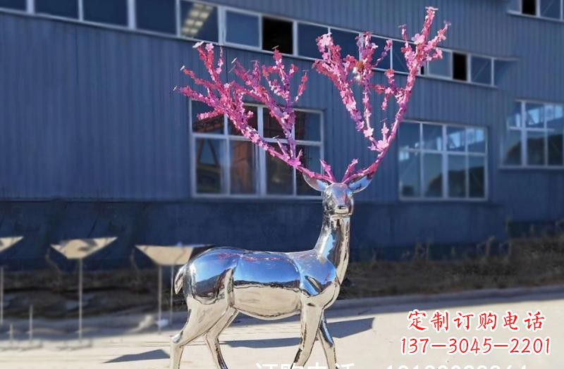 湖州梅花鹿雕塑不锈钢公园的美丽礼物