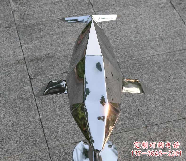 湖州海豚雕塑令不锈钢广场更加灿烂