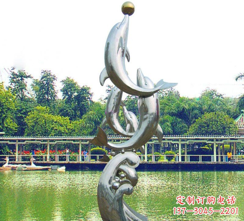 湖州海豚的美丽雕塑