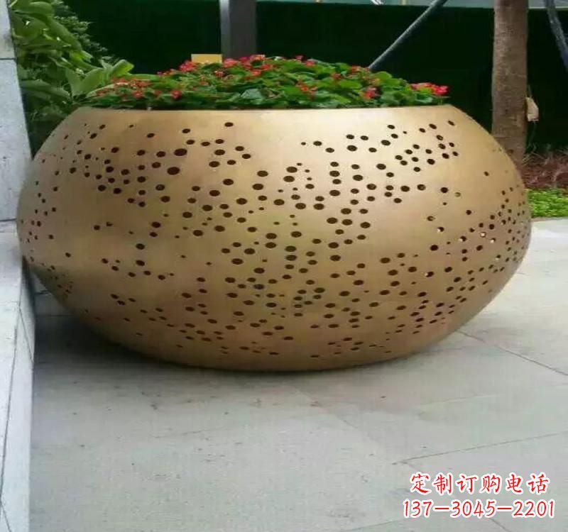 湖州不锈钢户外花盆雕塑美观耐用的室外装饰