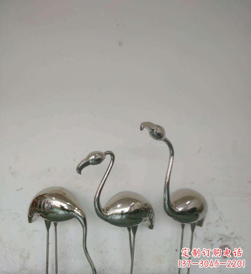 湖州不锈钢火烈鸟雕塑把自然之美带入公园