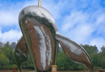 湖州大型海边公园水景动物雕塑——不锈钢鲸鱼