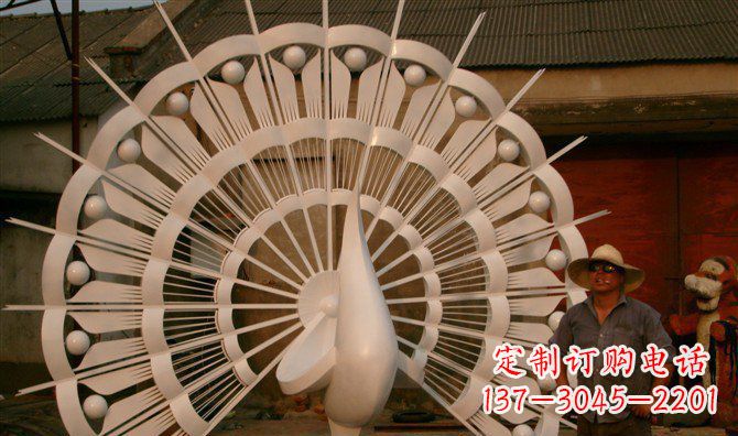 湖州不锈钢孔雀开屏雕塑