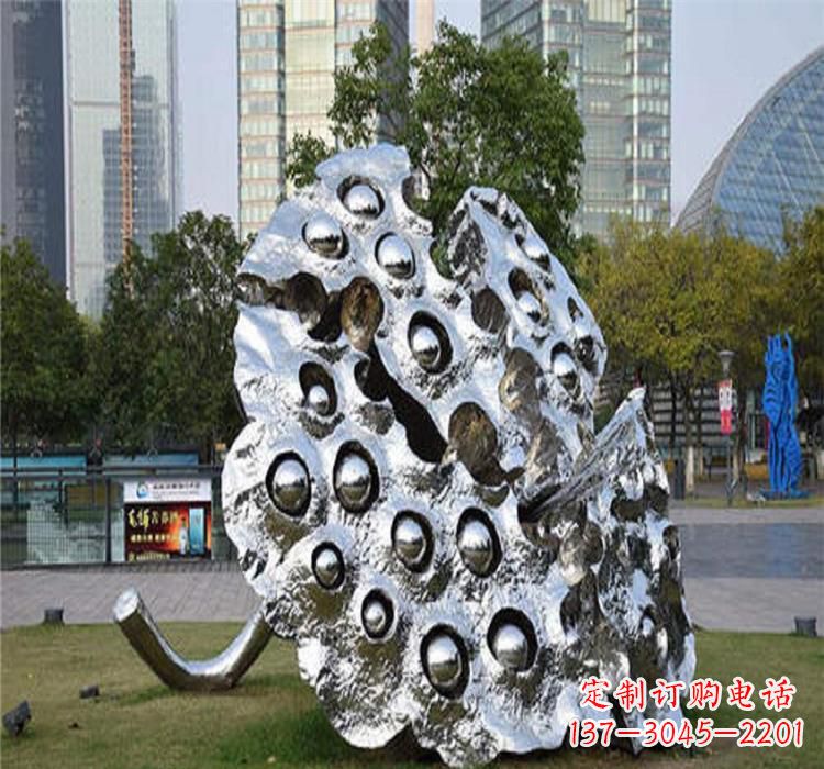 湖州不锈钢莲蓬雕塑源自中国传统文化的精美作品