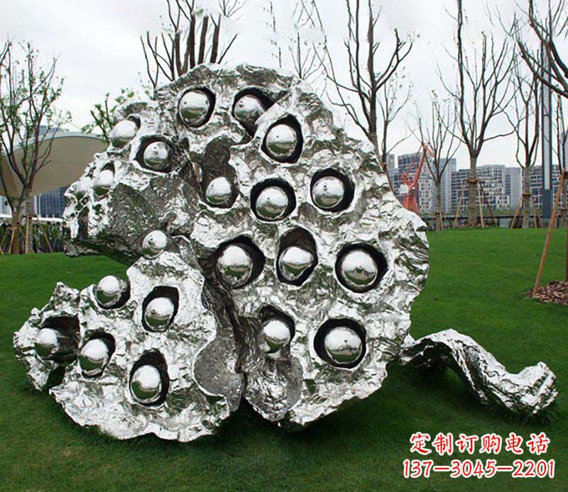 湖州不锈钢莲蓬雕塑——精美极致的艺术品