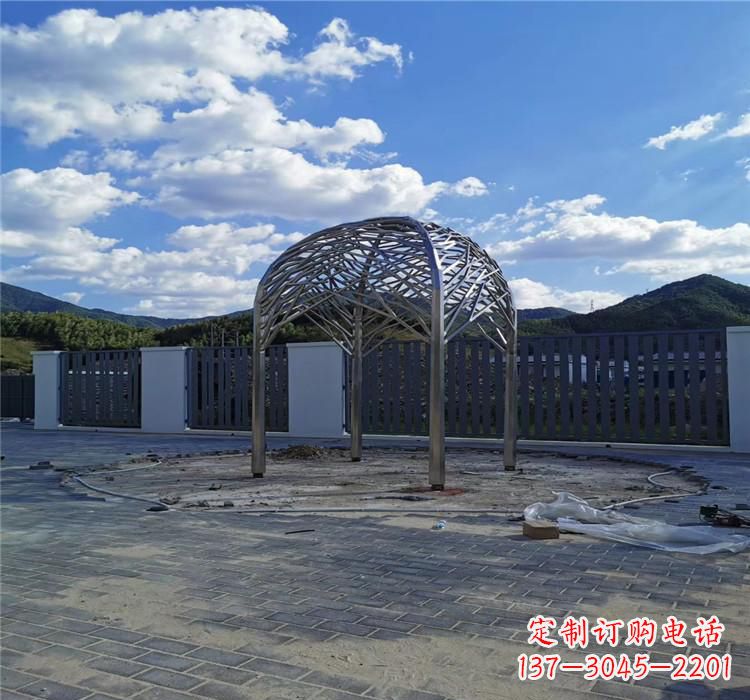 湖州不锈钢凉亭雕塑美丽的艺术之作