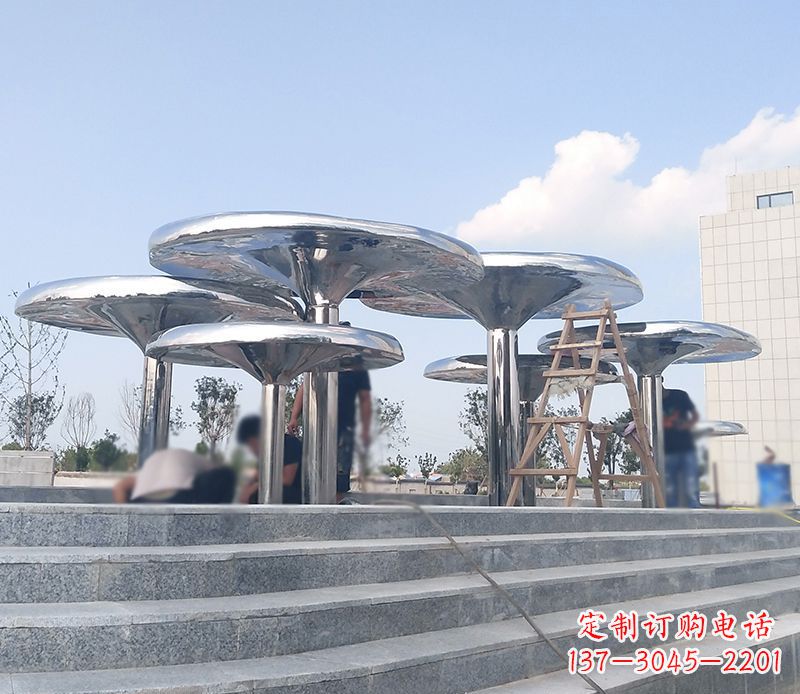 湖州艺术精美的不锈钢蘑菇公园雕塑