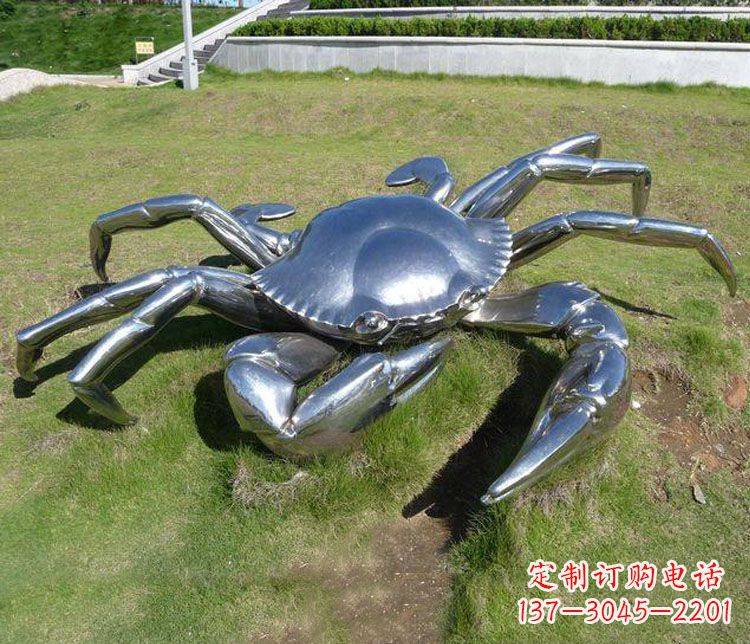 湖州不锈钢螃蟹雕塑——给景观增添灵动之美