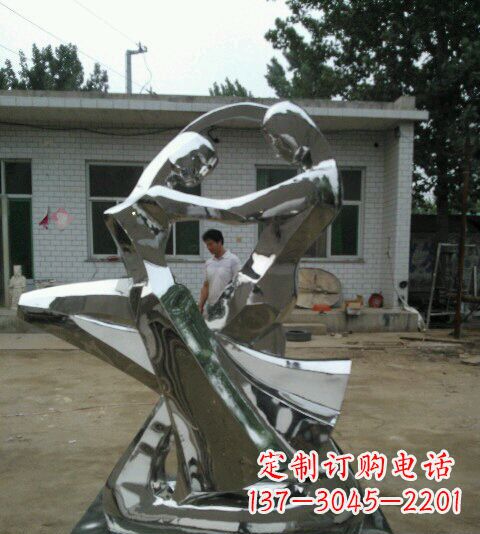 湖州浪漫的不锈钢情侣雕塑