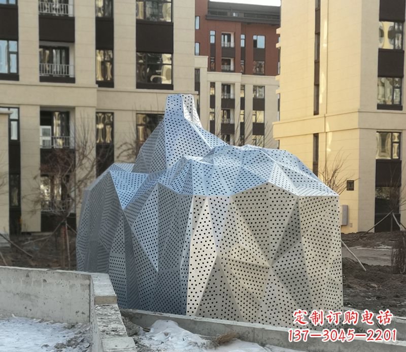 湖州不锈钢小区假山雕塑雕塑点缀小区美景