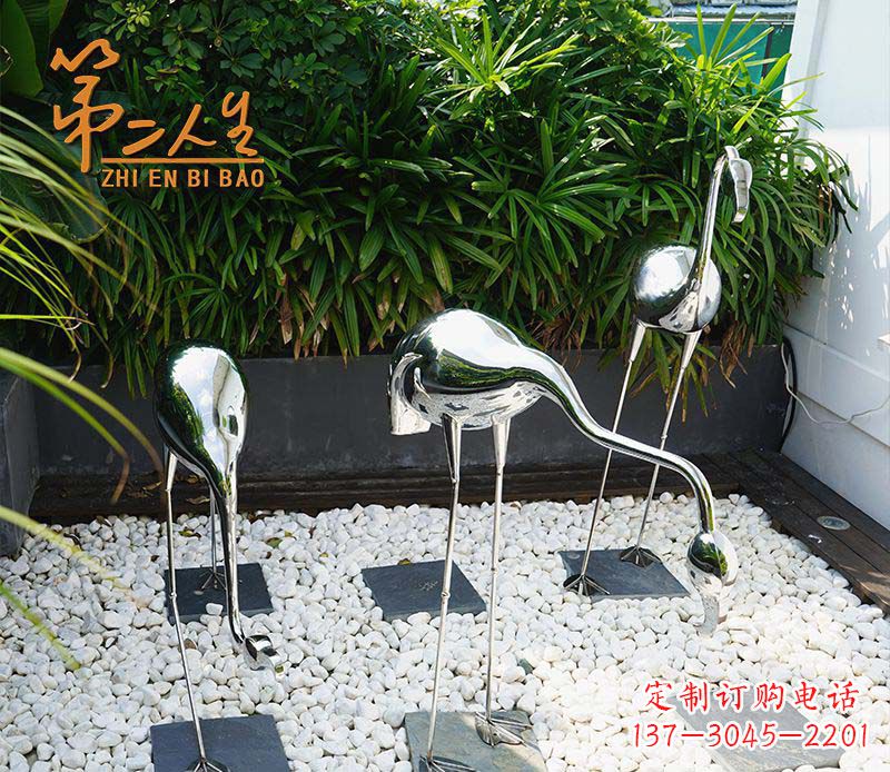 湖州不锈钢仙鹤雕塑象征着吉祥和美景