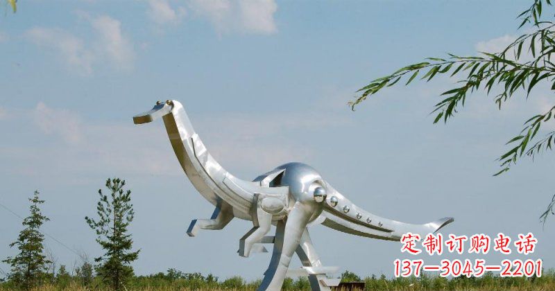 湖州不锈钢鸭嘴龙雕塑传递自然之美