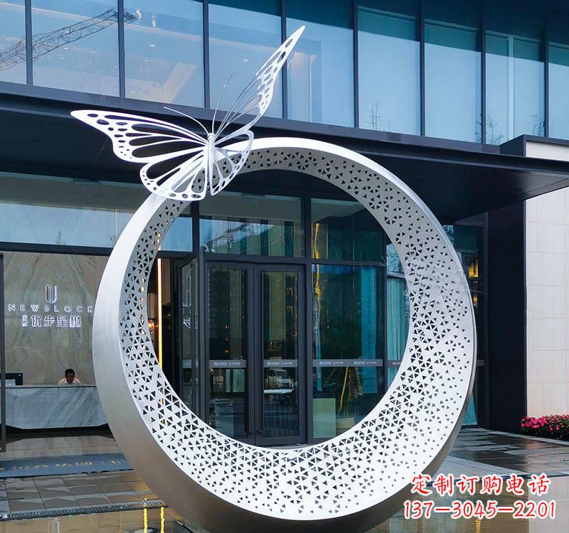 湖州不锈钢园林戒指雕塑精美细腻的艺术品