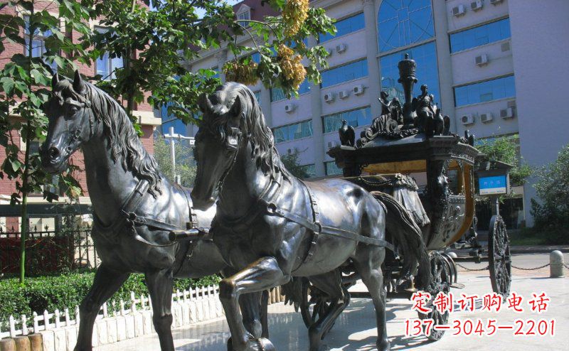 湖州马车雕塑西方步行街的瑰宝