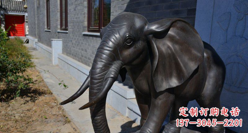 湖州优雅大象铜雕