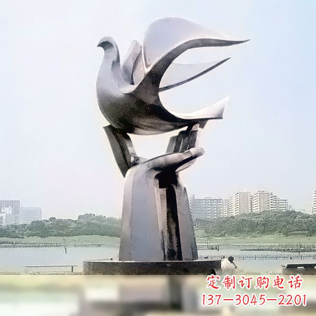 湖州精美鸽子雕塑