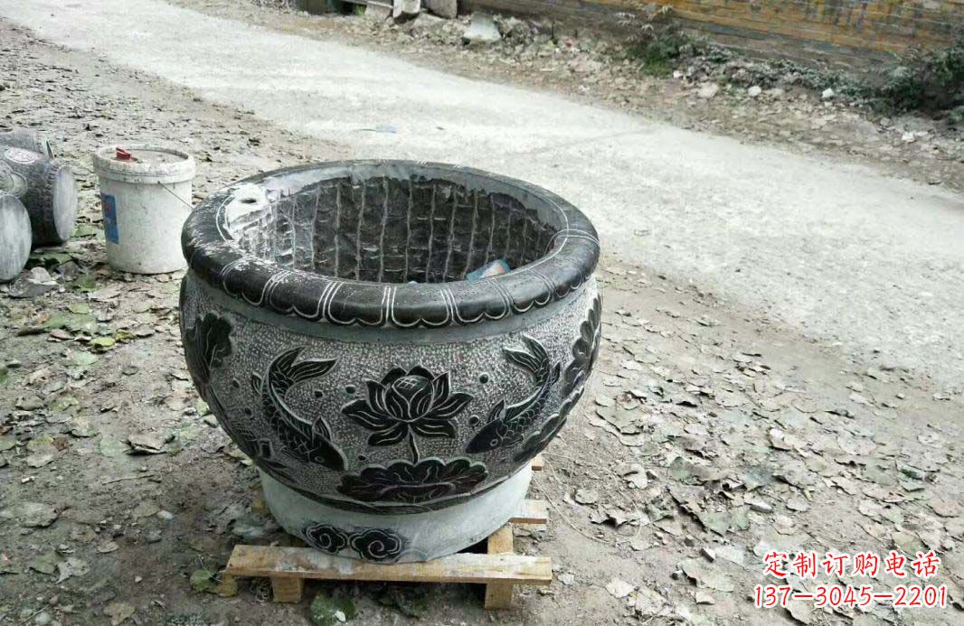 湖州仿古圆形水缸石雕