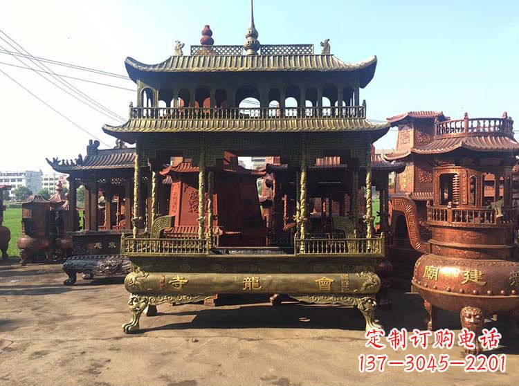 湖州高浮雕螭龙纹铜香炉