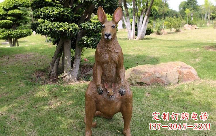 湖州公园玻璃钢仿真袋鼠雕塑