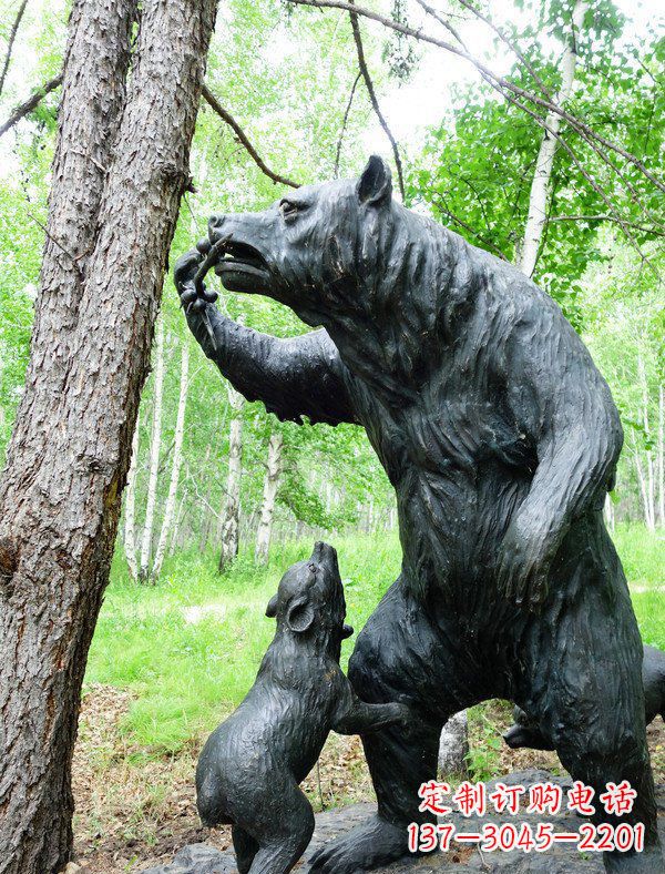 湖州野性与可爱共存的精致狗熊铜雕
