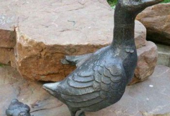 湖州动物雕塑——精致铜质鸭子雕塑