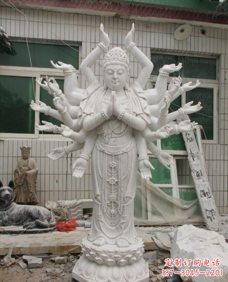 湖州汉白玉千手观音雕塑，精致细腻，深具宗教意义