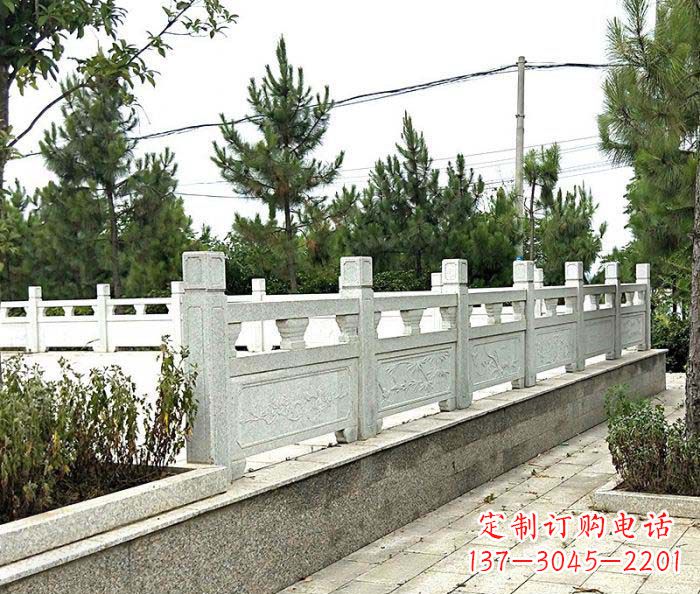 湖州大理石栏杆雕塑:精致的定制艺术品