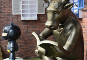湖州看书的牛卡通动物铜雕：艺术品级的制作品质