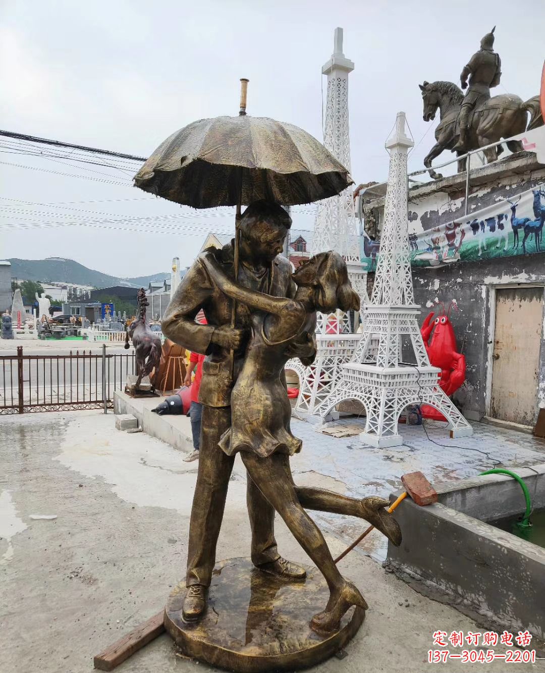湖州真爱永恒,浪漫情侣铜雕塑