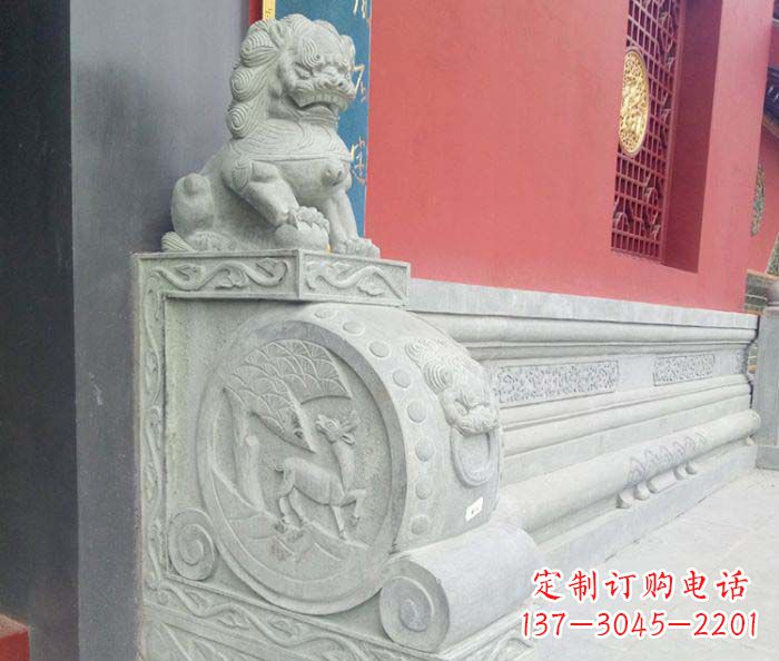 湖州寺庙景观狮子石门墩抱鼓石
