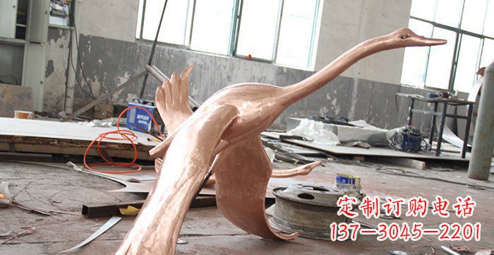 湖州天鹅铸铜动物铜雕