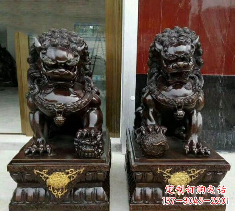 湖州铜雕故宫狮子