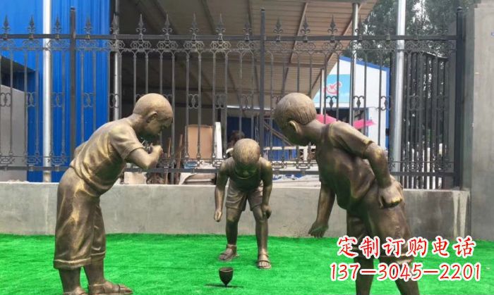 湖州玩陀螺儿童铜雕