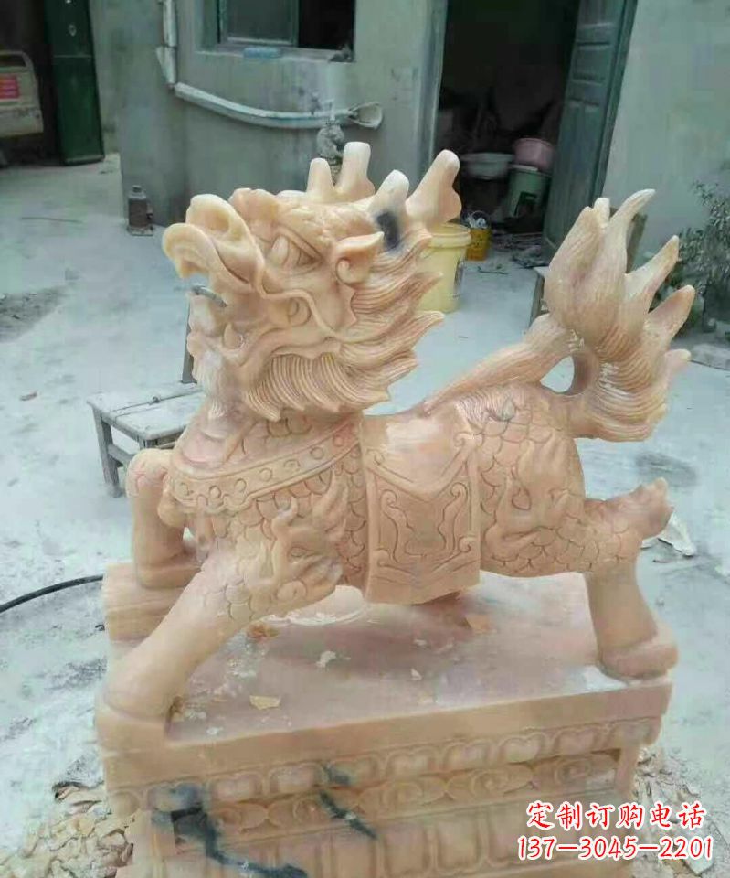 湖州晚霞红麒麟雕塑112