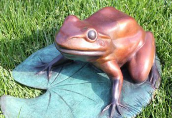 湖州复古古典之美，荷叶青蛙雕塑
