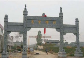 湖州艺术之美，青石村口牌坊雕塑