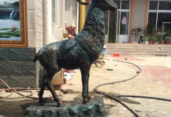 湖州艺术与自然的结合——青铜羊公园动物雕塑