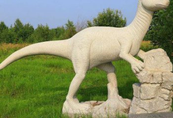 湖州雕刻恐龙的砂岩艺术