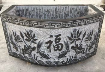 湖州欣赏自然美景，石槽养鱼缸静谧雕塑
