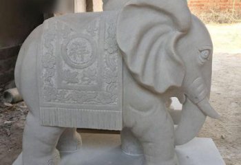 湖州风格多样的大象雕塑